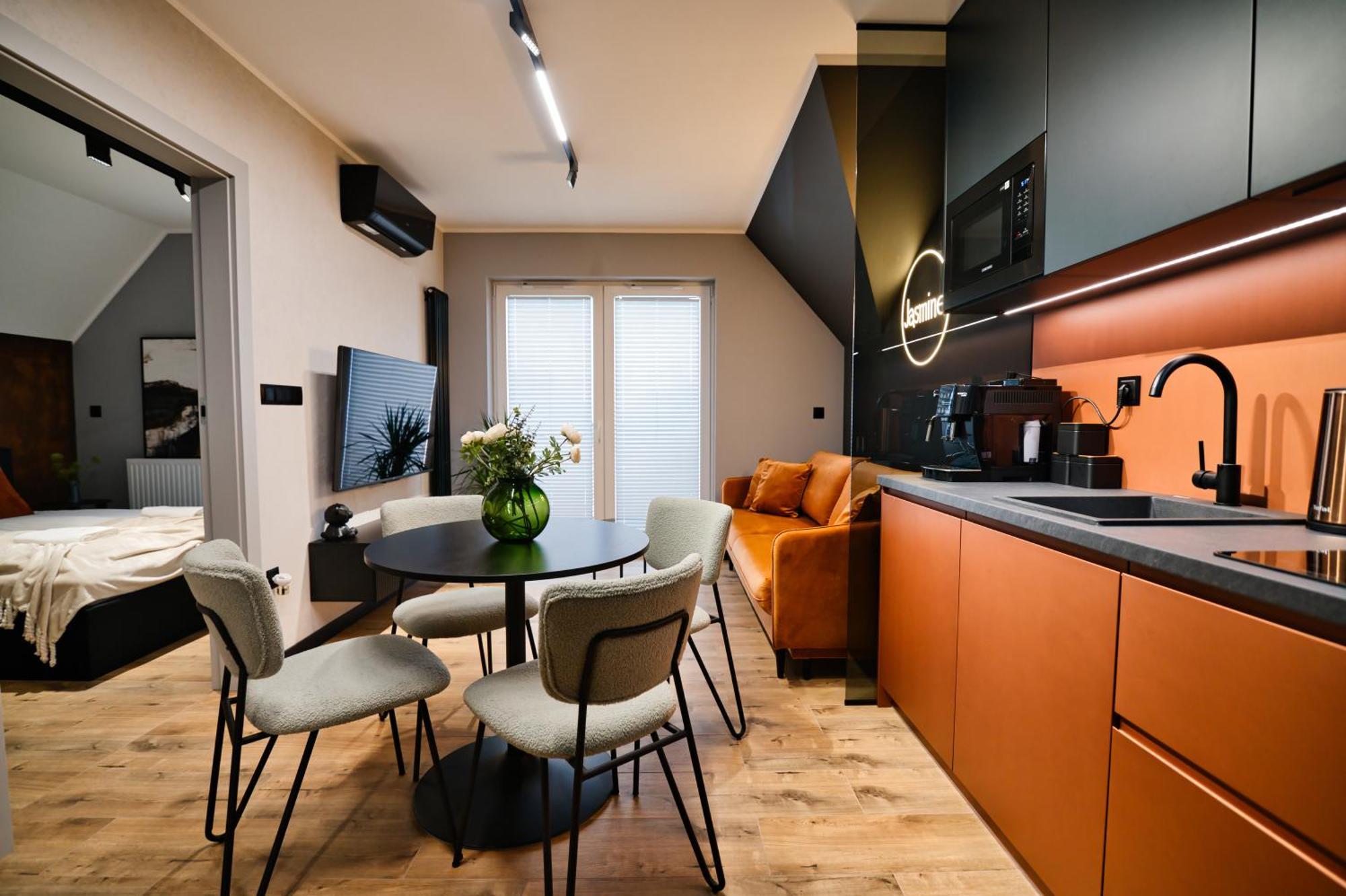 Aparthotel Jasmine By Housine Zator Esterno foto