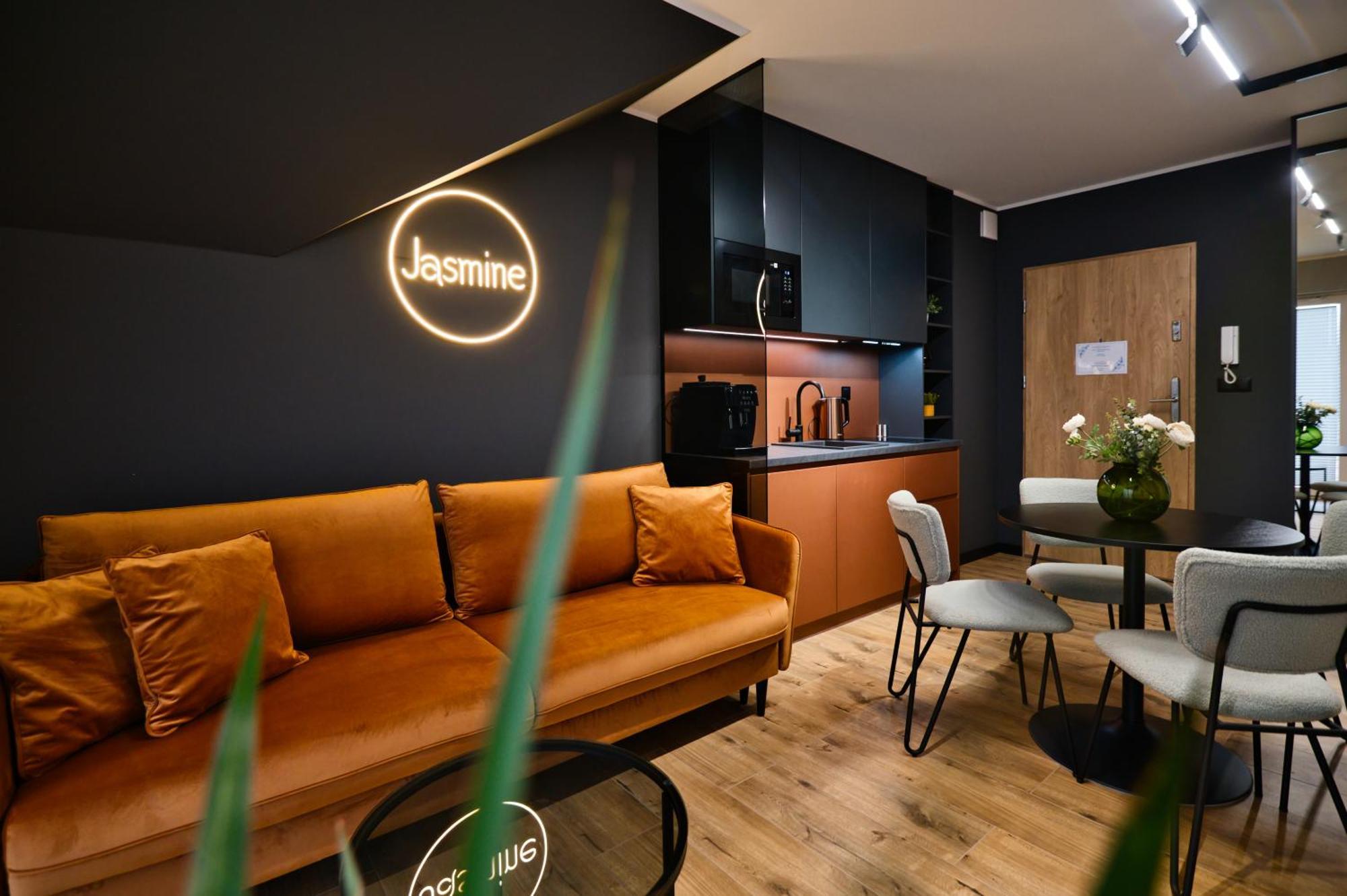 Aparthotel Jasmine By Housine Zator Esterno foto